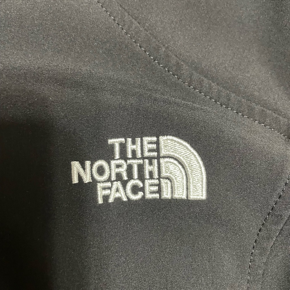 The North Face Women's Black Outerwear